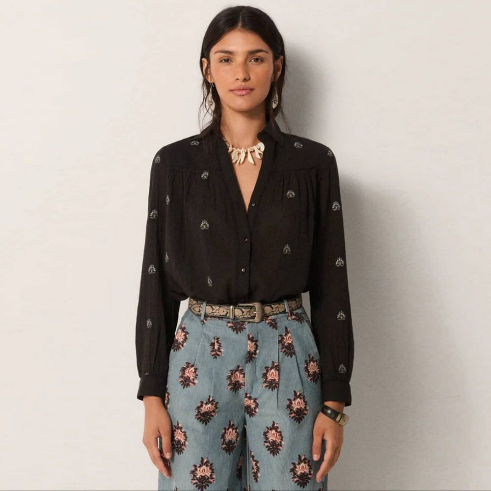 MAISON HOTEL Blouse AMRIT MAISON HOTEL