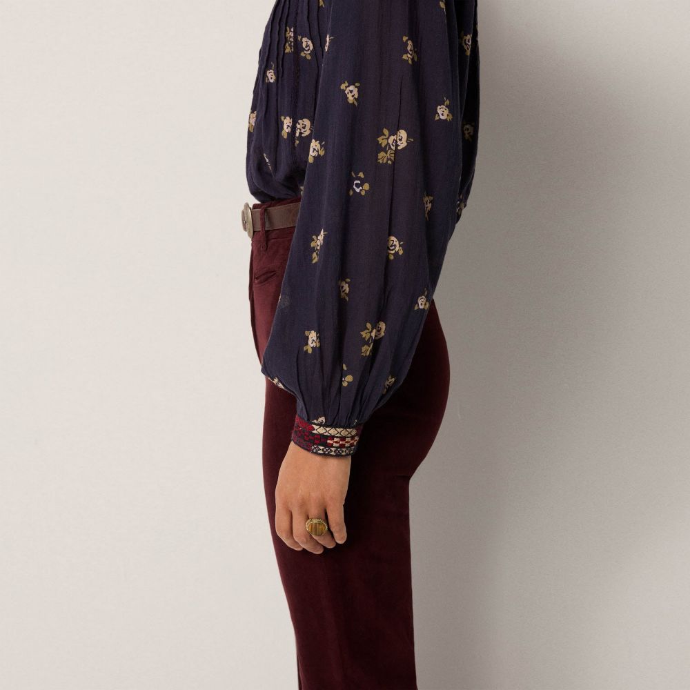 MAISON HOTEL Blouse MILLA MAISON HOTEL