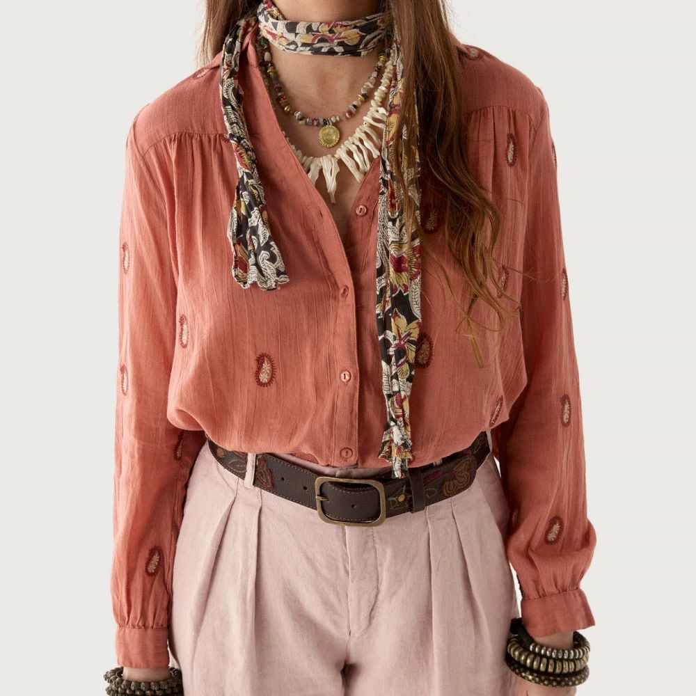 MAISON HOTEL Blouse DYLANMAISON HOTEL